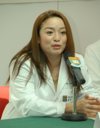 Dr Ava Kwong, Clinical Associate Professor of Department of Surgery, Li Ka Shing Faculty of Medicine, HKU points out that HKU provides support to the first Lymphedema Multi-care Management Programme in Hong Kong harnessing different healthcare professionals, including plastic surgeons, breast surgeons, physiotherapists and nursing specialists.